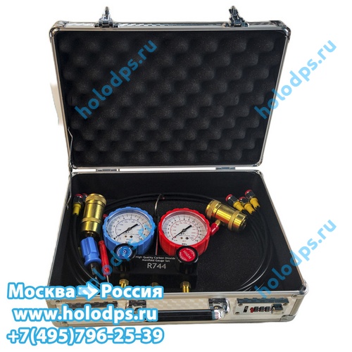 Двухвентильный манометрический коллектор в кейсе для работы с R744 (CO2)